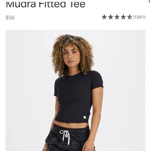 Mudra Fitted Tee Black Size L